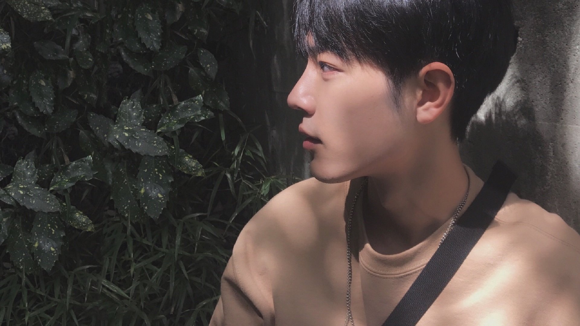 爱游戏下载-“法甲追逐战：多队争夺首位，战况激烈”，法甲的强队